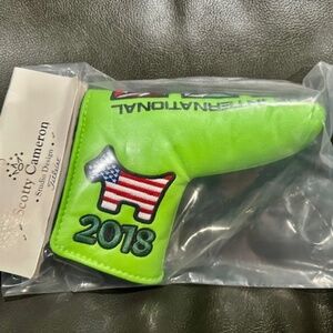 Scotty Cameron - 2018 "The International Cameron Collection” - Head Cover - NEW